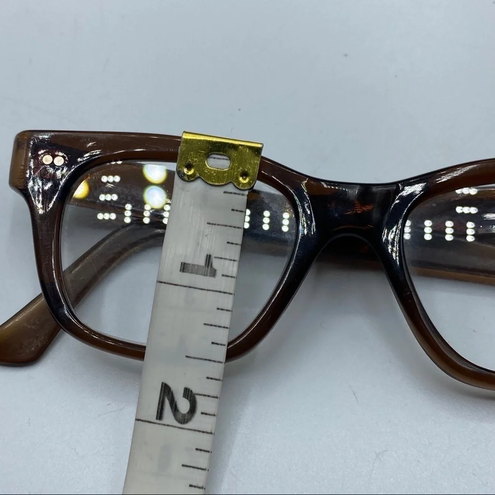 Brown Vintage Small Glasses Made in‎ USA